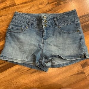 Blue spice denim jean short
